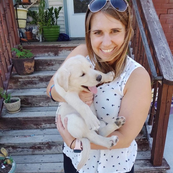 Meet your Posher, Natalie - Picture 1 of 2